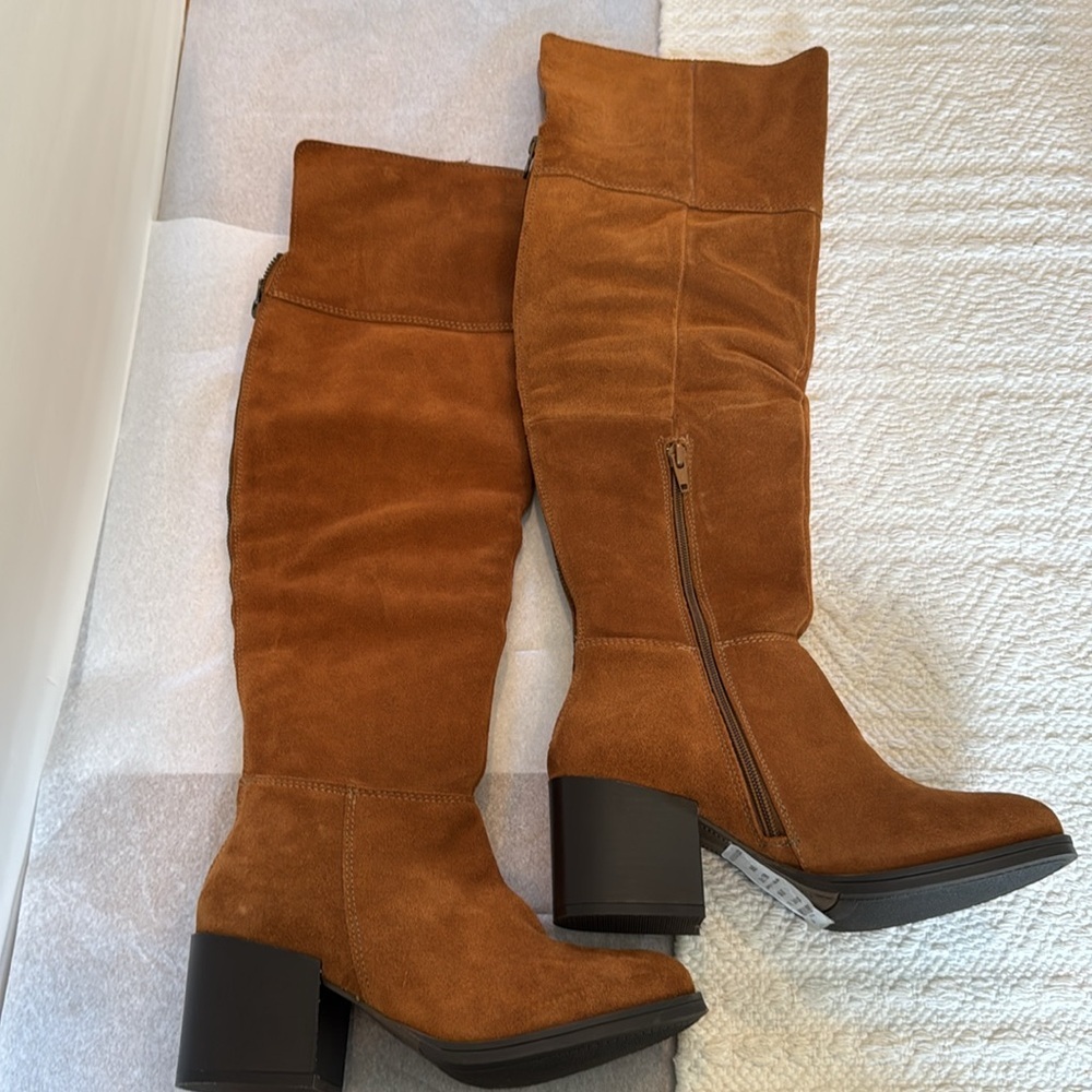 NWB- Steve Madden Orabela Chestnut Suede High Boots. Size 7.5